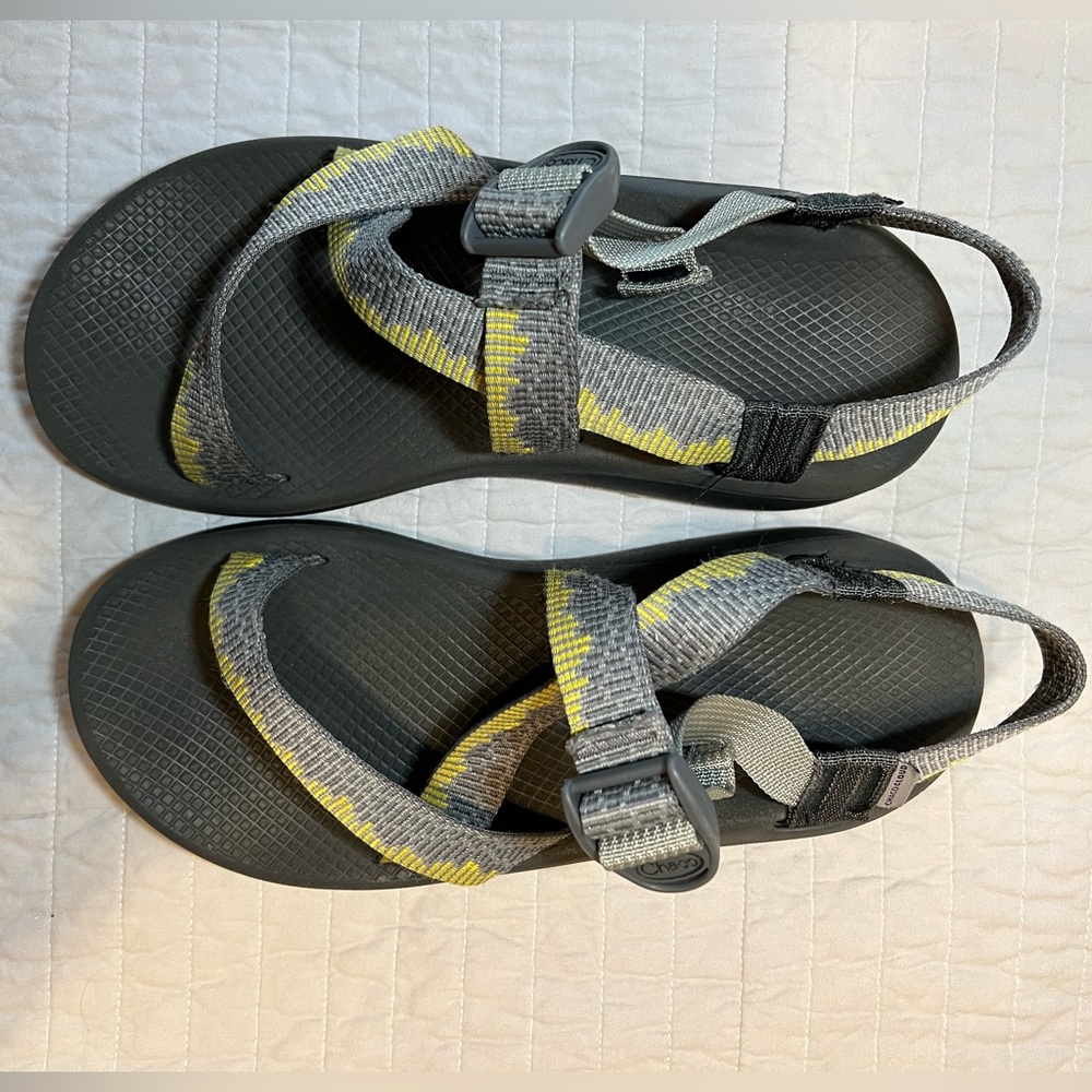 Men’s Chaco’s Z-Cloud size 10